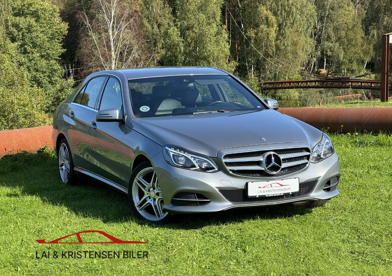 Billede af en Mercedes E350